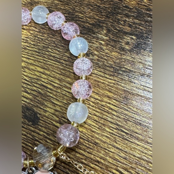 Pink and White Beaded Bracelet with Heart Charm - Picture 3 of 3